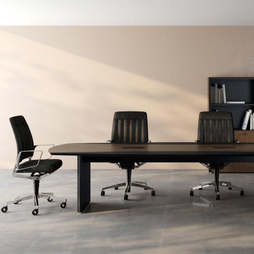 5 itens a serem considerados para comprar a mesa do escritório